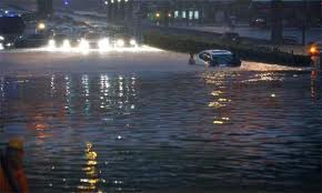 car-under-water