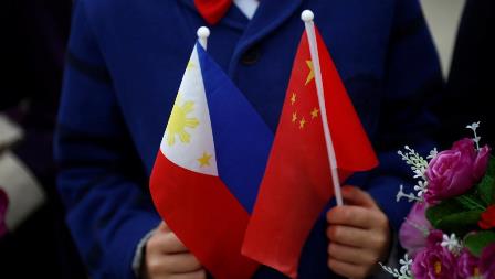 china-philippines -flags 2