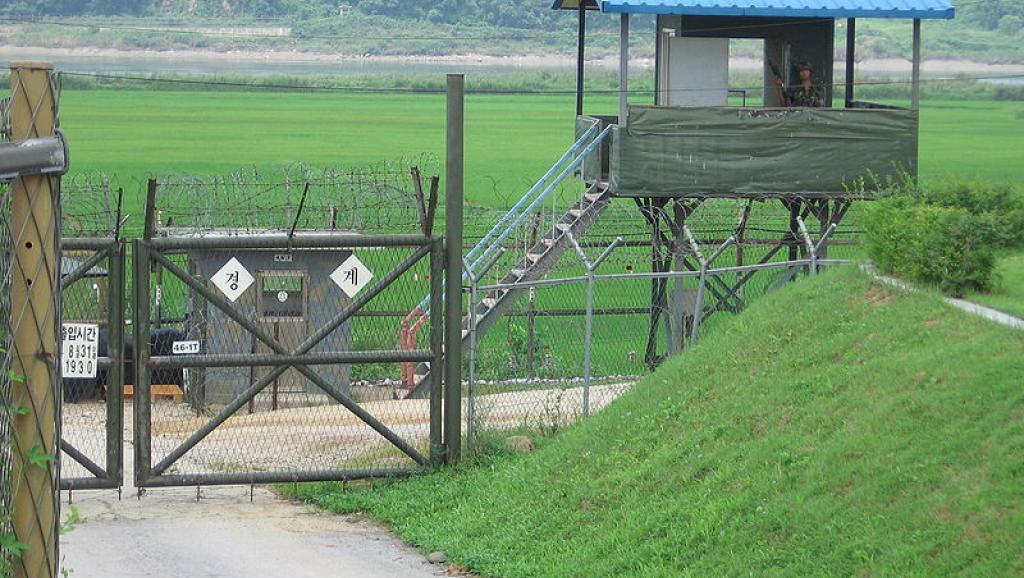 korea dmz sentry