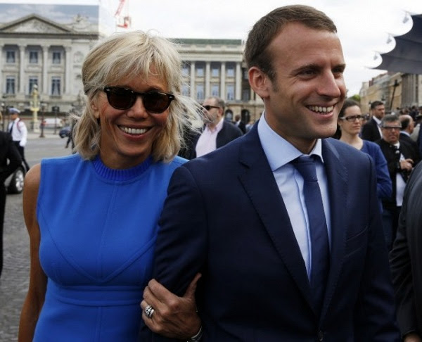 Macron-Brigitte 3