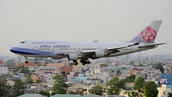 chine avion -Tan son nhat