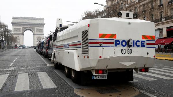 france protests police