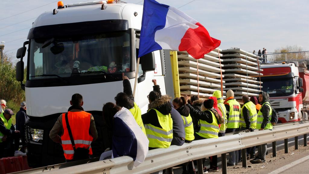 france-fuel-blockades 2