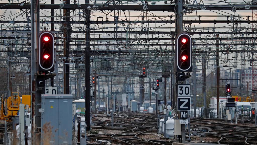 france-reform-sncf-strike 8