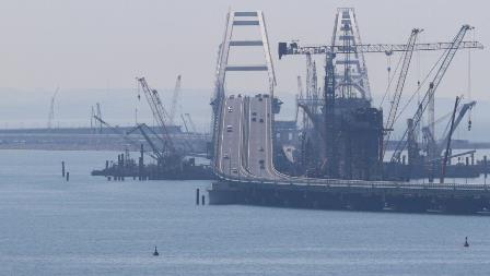 ukraine-crisis-crimea-bridge