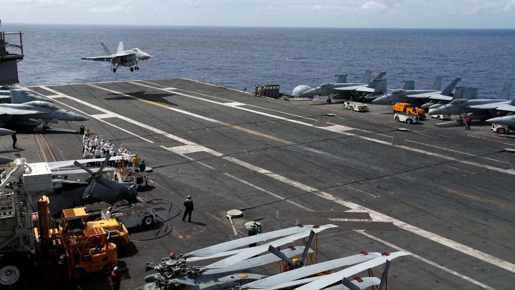 southchinasea-usa-carrier