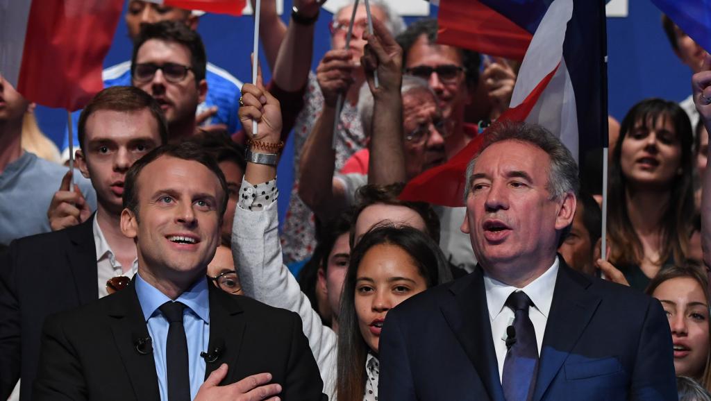 macron- bayrou