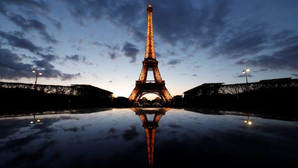 tour eiffel la nuit